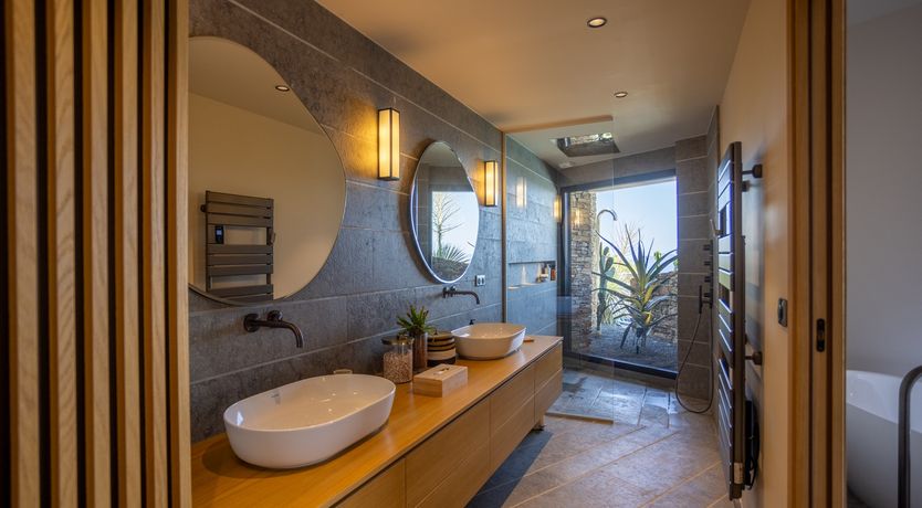 Photo of The Seaside View