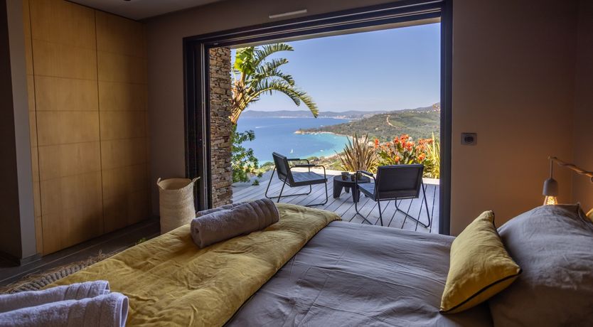 Photo of The Seaside View