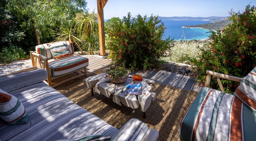 Photo of The Seaside View