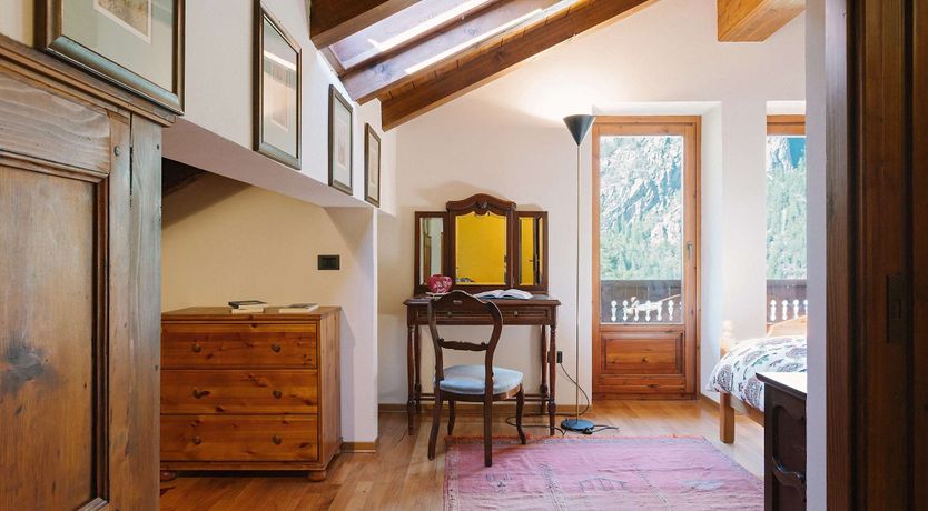Photo of Mountain Luxe