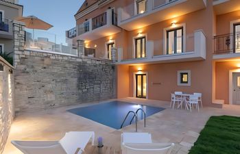 Hidden Azure Haven Holiday Home