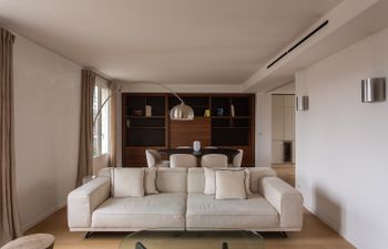 Boulevard Charm Holiday Home