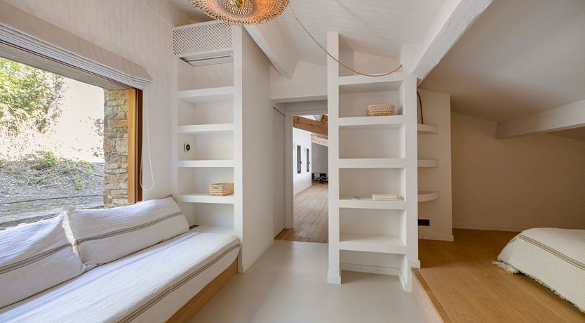 Photo of Velvet Villa