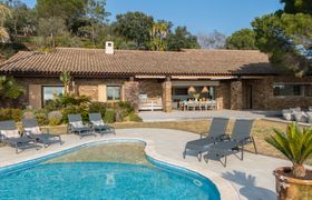 Photo of velvet-villa