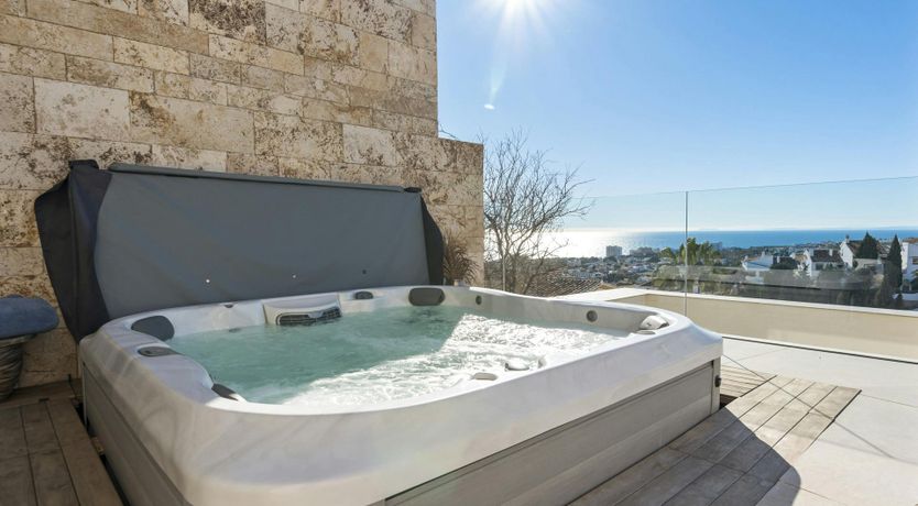 Photo of Honey & Lemon