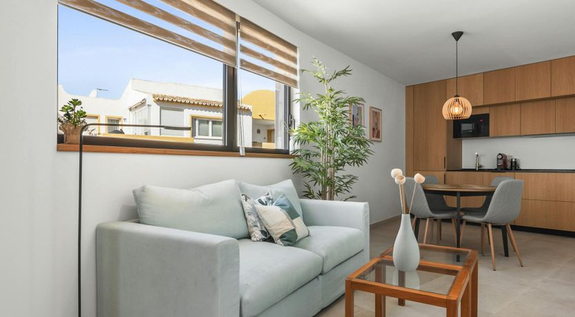 Photo of Honey & Lemon