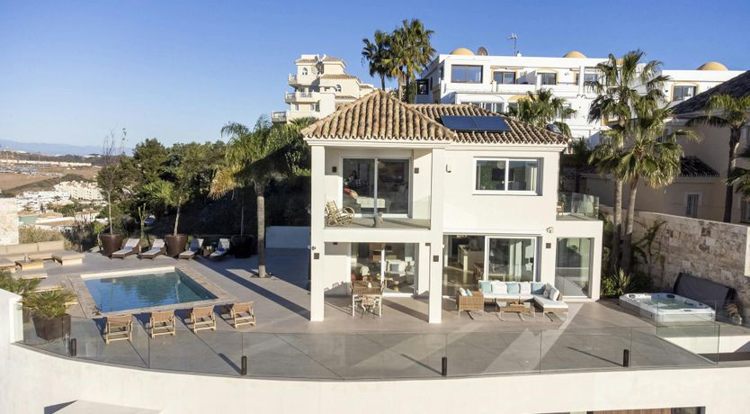 Photo of Honey & Lemon