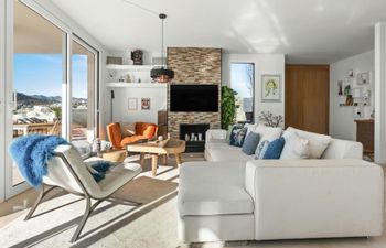 Honey & Lemon Holiday Home