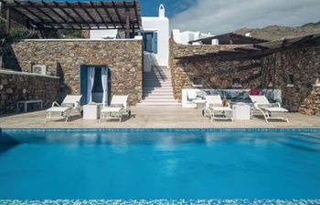 Wind & Tides Holiday Home