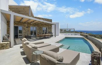 A True Embrace Holiday Home