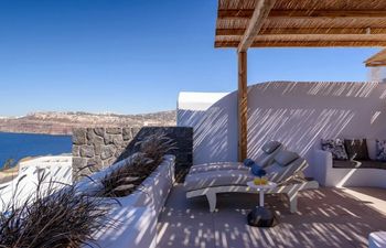 Clifftop Vistas Holiday Home