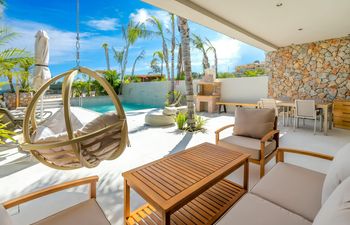 Island Zest Holiday Home