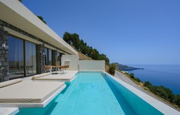 Souda Horizons Holiday Home