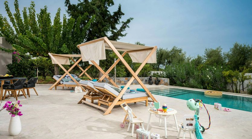 Photo of Grecian Green