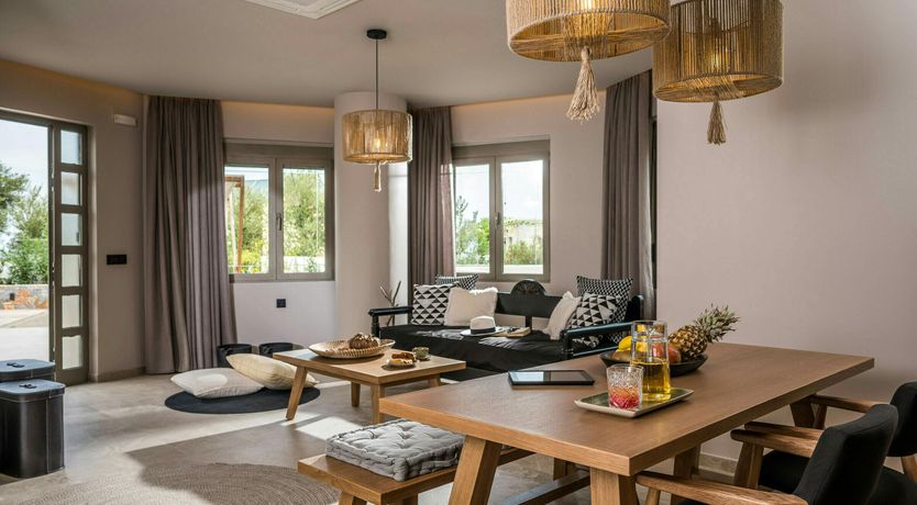 Photo of Grecian Green