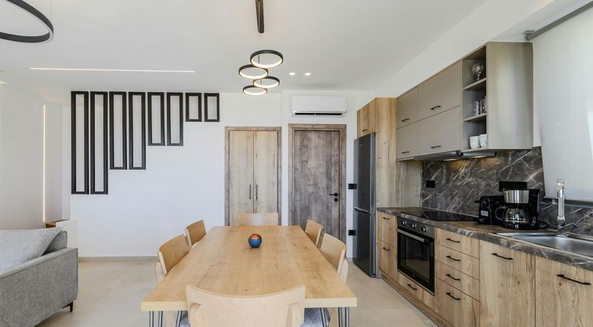 Photo of Crete's Embrace