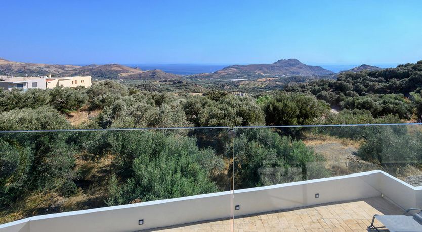 Photo of Crete's Embrace