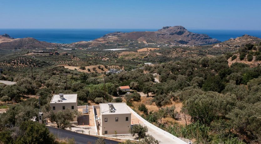 Photo of Crete's Embrace