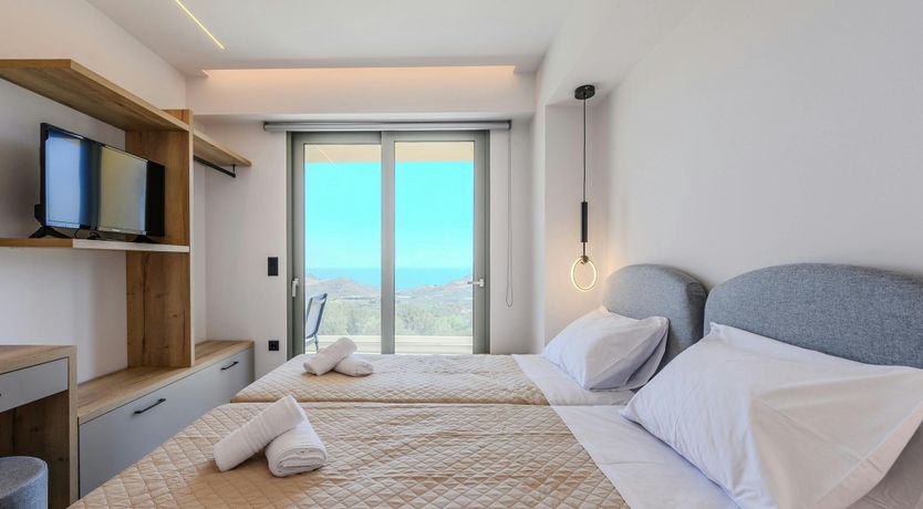 Photo of Crete's Embrace