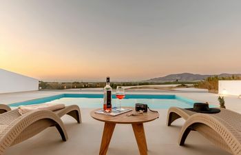 Naxos Serenity Holiday Home