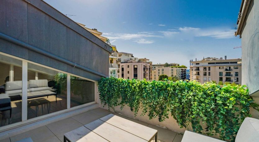Photo of Croisette Modern