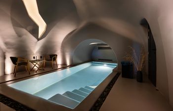 Cave Azure Vista Holiday Home