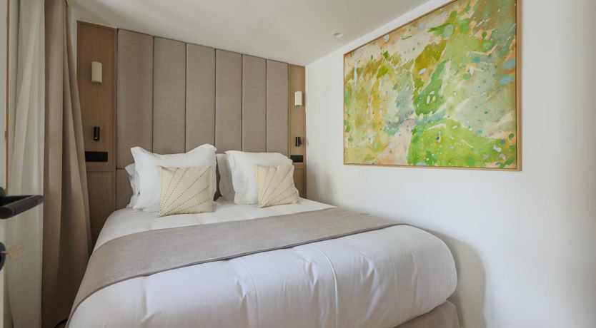 Photo of The Viviane