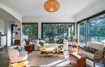 Cannes Do Holiday Home