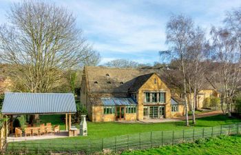 The Honeyed Barn Holiday Home