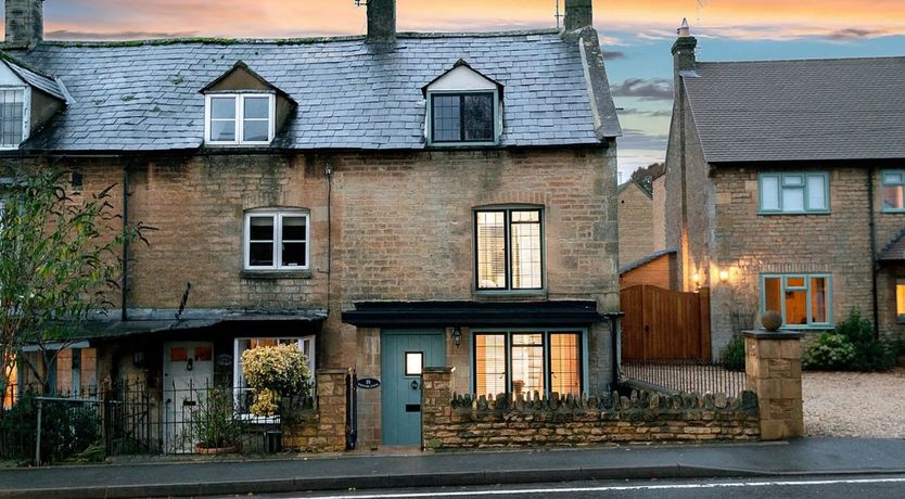 Photo of The Flying Falcon