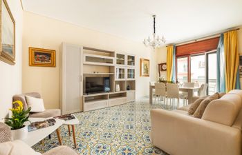 Sorrento Sky Holiday Home