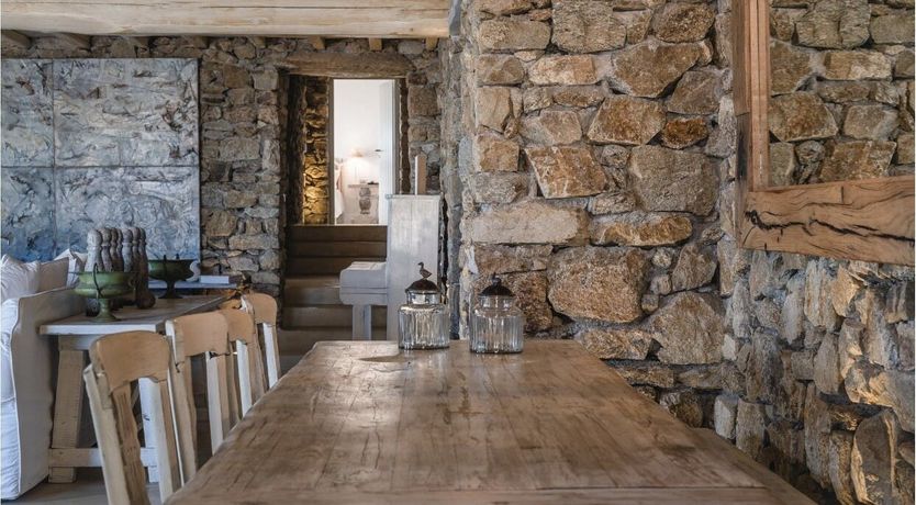 Photo of Stratos Views