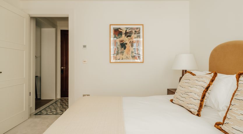 Photo of Grosvenor Elegance