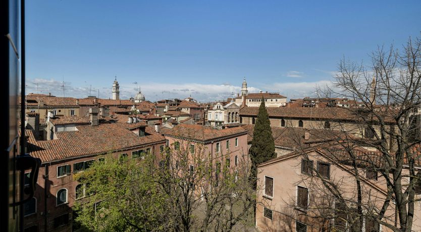 Photo of Lagoon Light