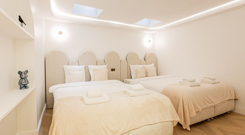 Photo of Paris Reverie