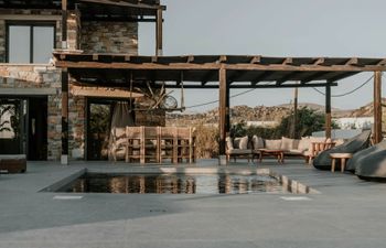 Meltemi Nights Holiday Home