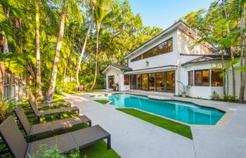 Natural Vista Holiday Home