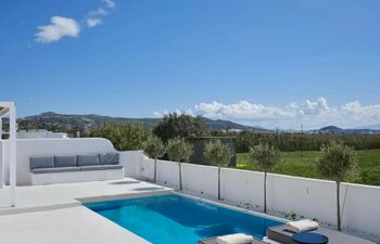 Calm Horizon Holiday Home