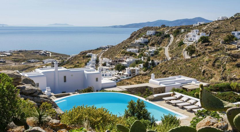 Photo of Gentle Grecian Ambiance