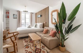Le Ciel de Paris Holiday Home
