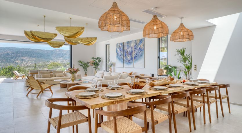 Photo of Refined Horizon