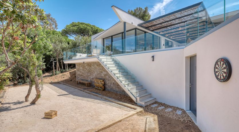 Photo of Refined Horizon