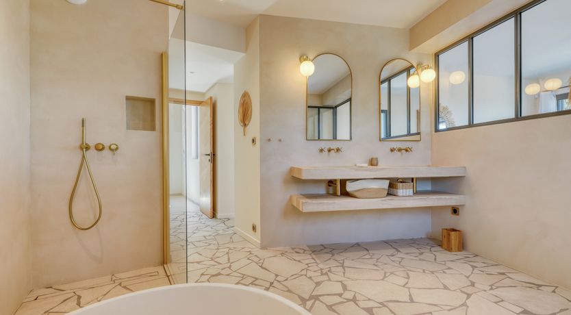 Photo of Refined Horizon