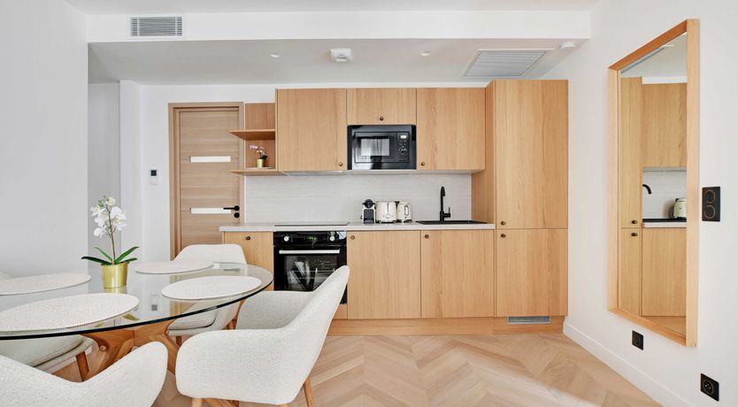 Photo of Boulevard Light