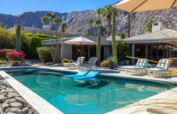 Palm Springs Gem Holiday Home