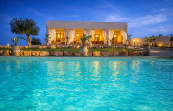 Hibiscus Dreams Holiday Home