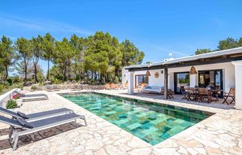 Coastal Horizons Holiday Home