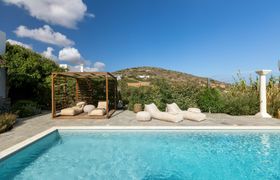 Photo of coastal-breeze-crest