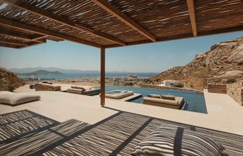 Grecian Wonder Holiday Home