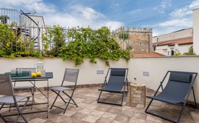 Photo of Jewel & Stone